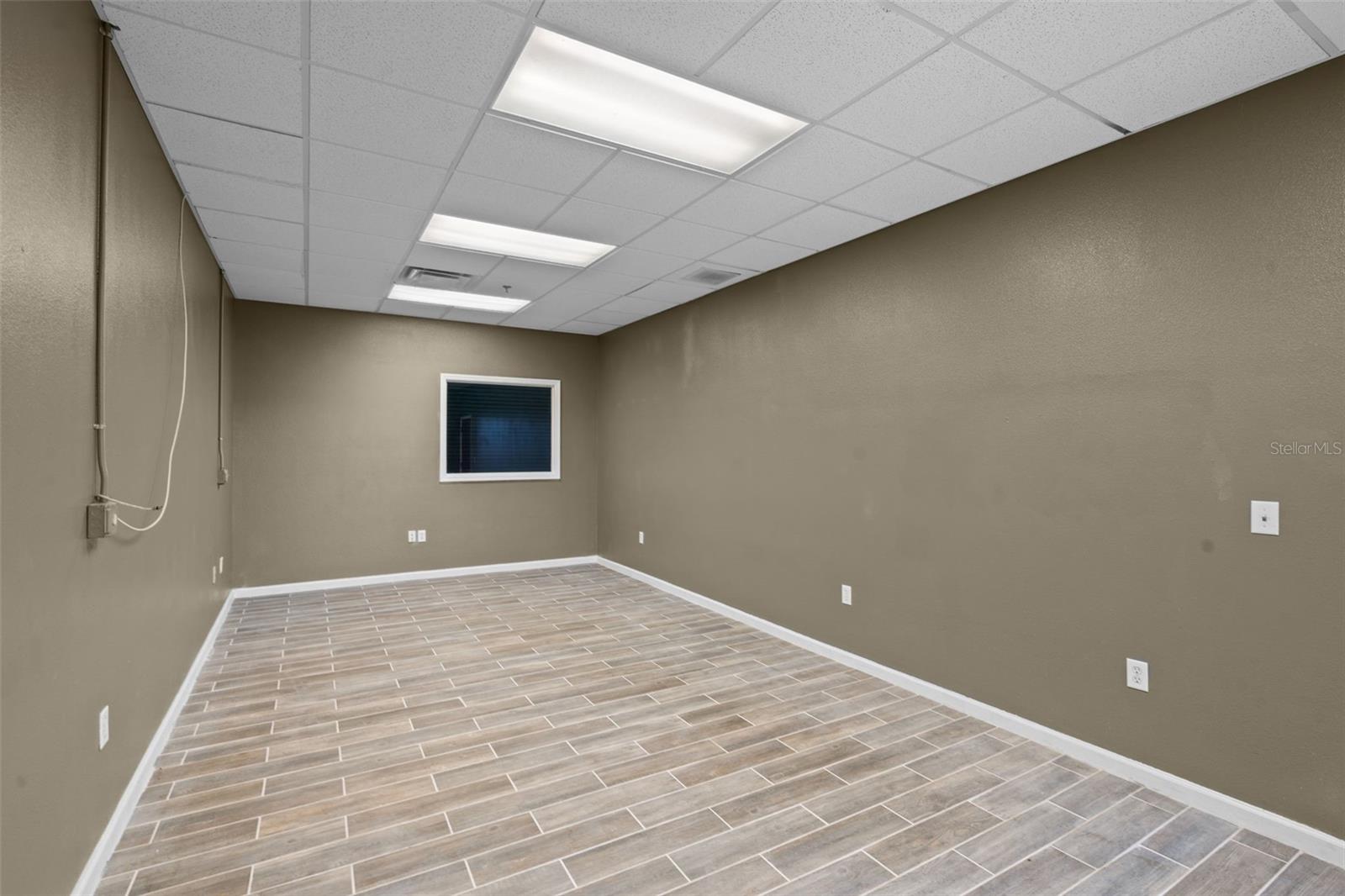 2850 W MAIN ST, LEESBURG, FL, 34748