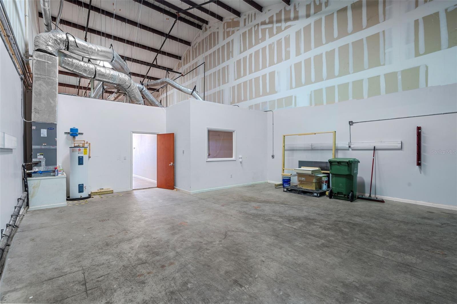 2850 W MAIN ST, LEESBURG, FL, 34748