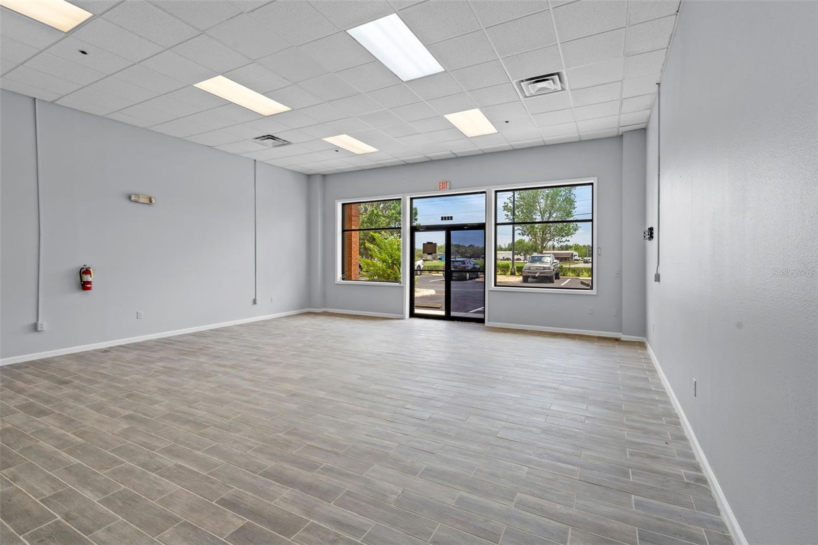 2850 W MAIN ST, LEESBURG, FL, 34748