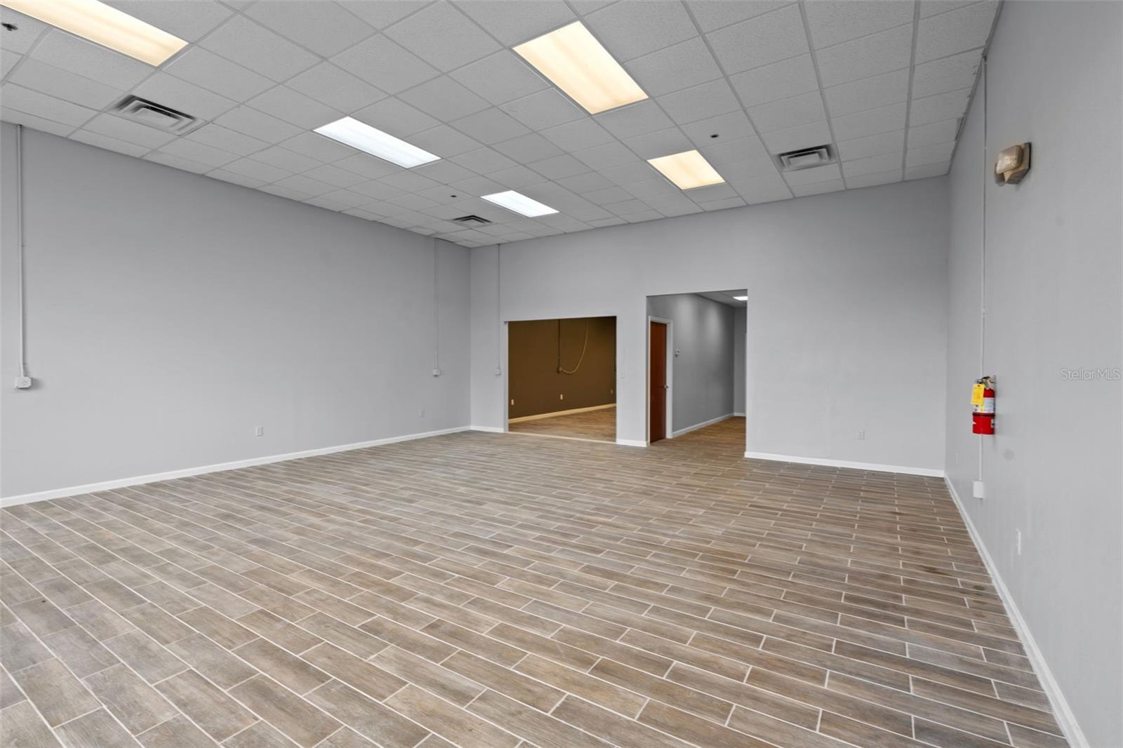 2850 W MAIN ST, LEESBURG, FL, 34748