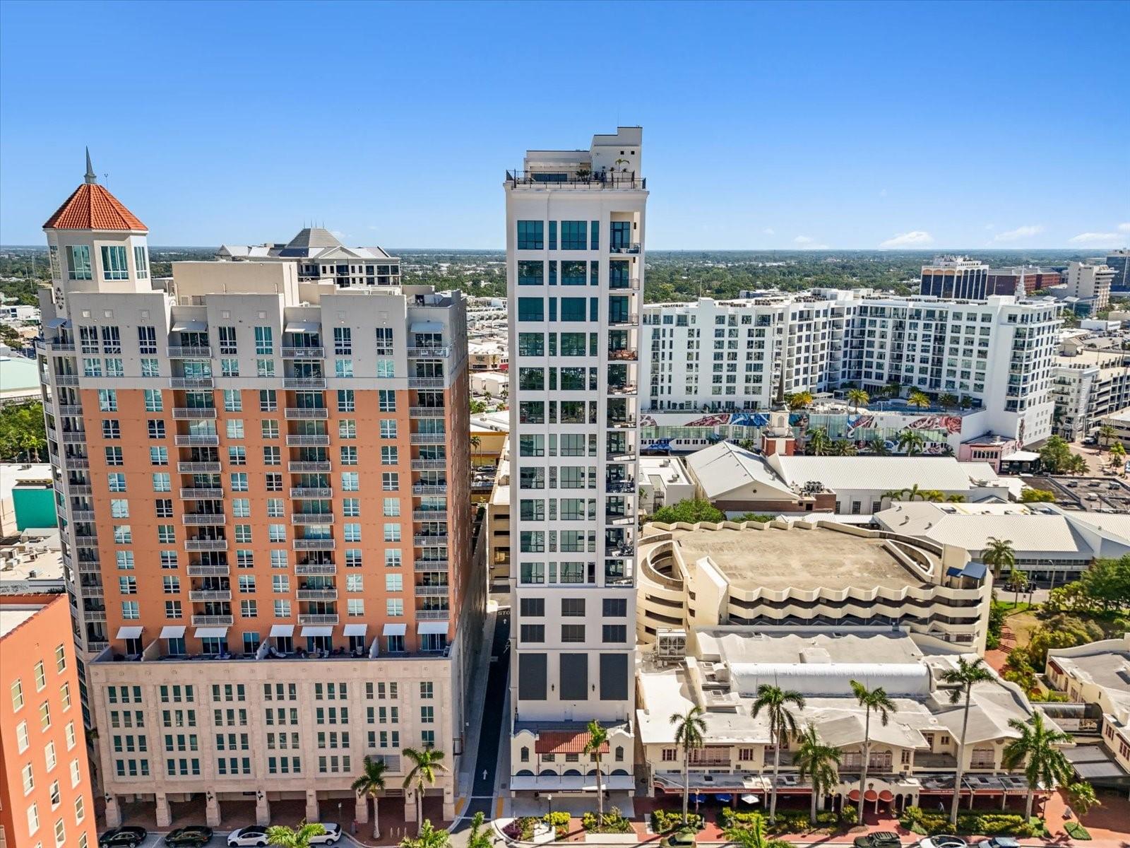 33 S PALM AVE #1202, SARASOTA, FL, 34236