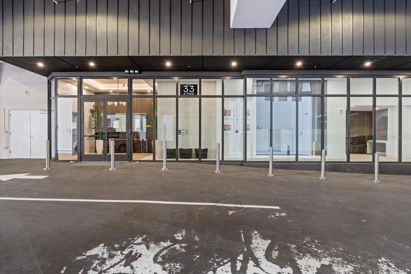 33 S PALM AVE #1202, SARASOTA, FL, 34236