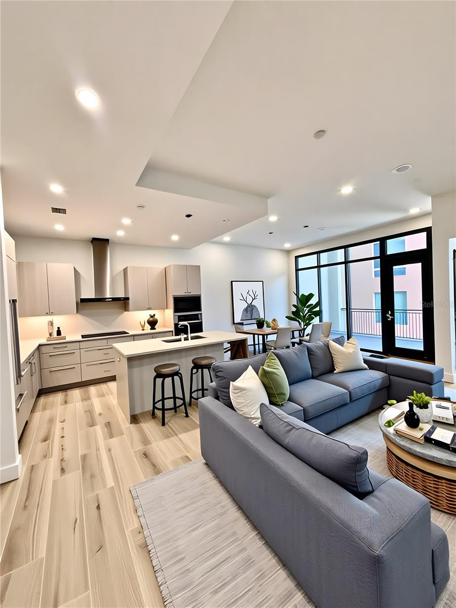 33 S PALM AVE #1202, SARASOTA, FL, 34236