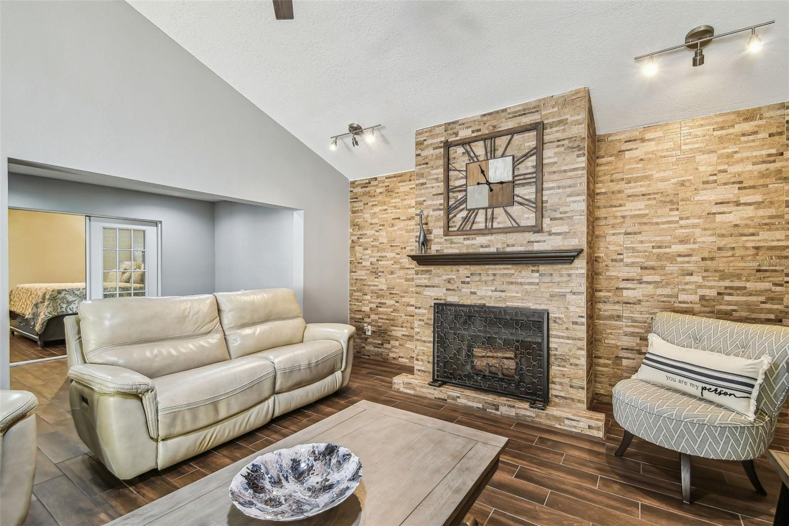 7004 WESTMINSTER ST, TAMPA, FL, 33635