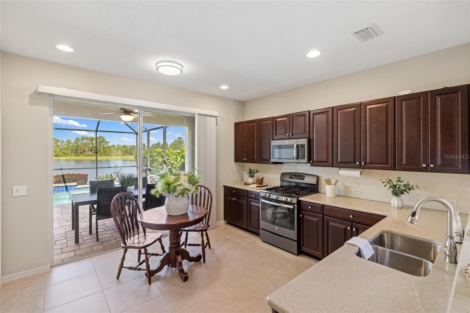12116 STUART DR, VENICE, FL, 34293