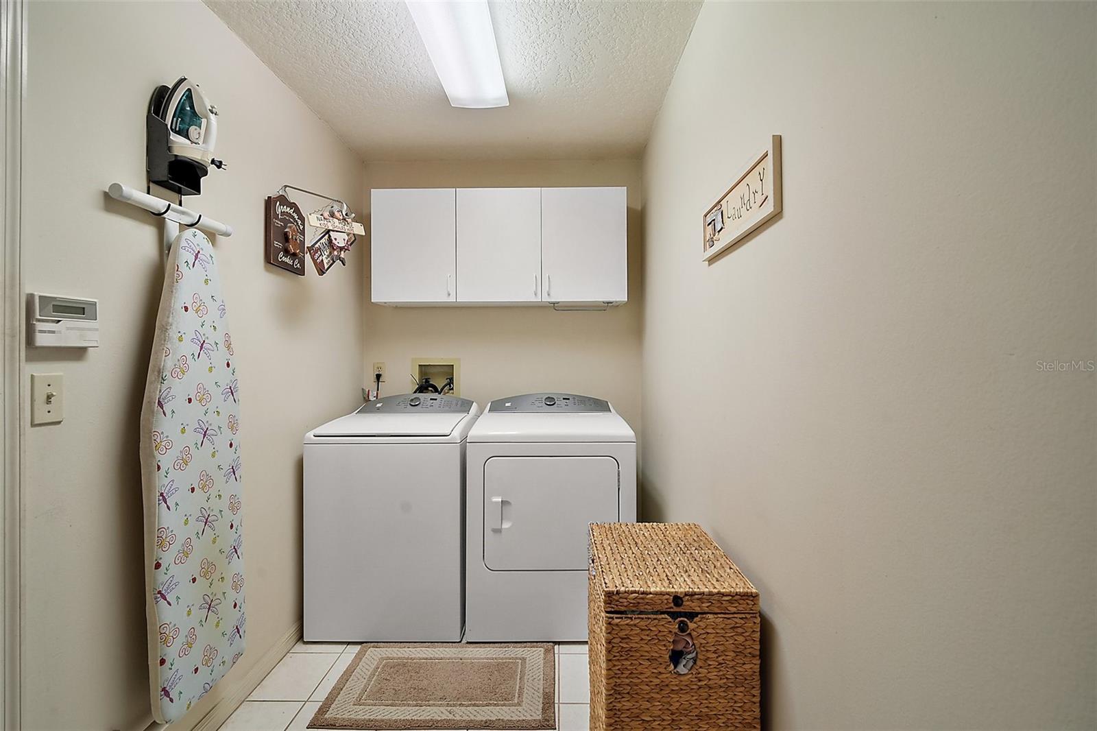 621 HIGH POINT DR, MOUNT DORA, FL, 32757