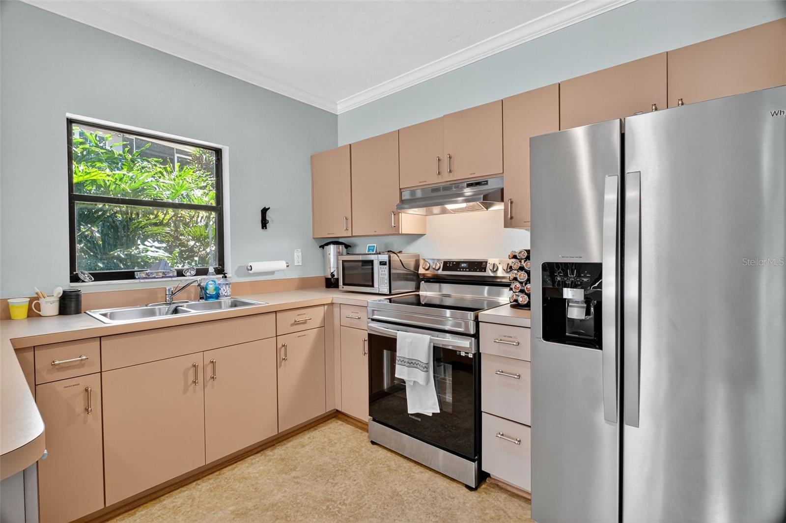 621 HIGH POINT DR, MOUNT DORA, FL, 32757