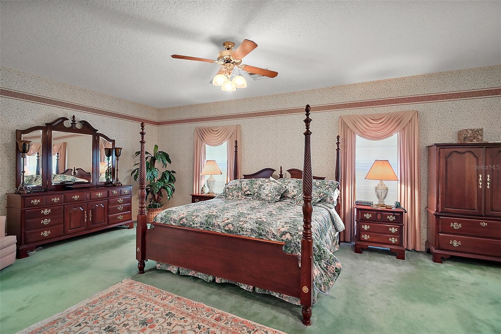 621 HIGH POINT DR, MOUNT DORA, FL, 32757