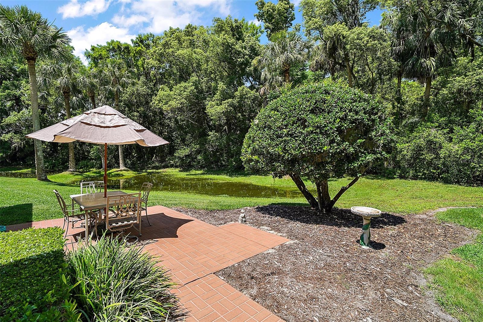621 HIGH POINT DR, MOUNT DORA, FL, 32757