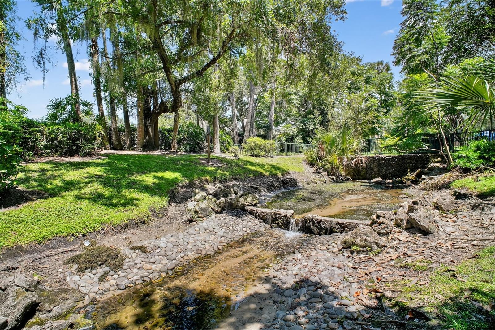 621 HIGH POINT DR, MOUNT DORA, FL, 32757