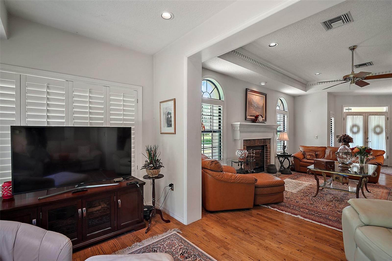 621 HIGH POINT DR, MOUNT DORA, FL, 32757