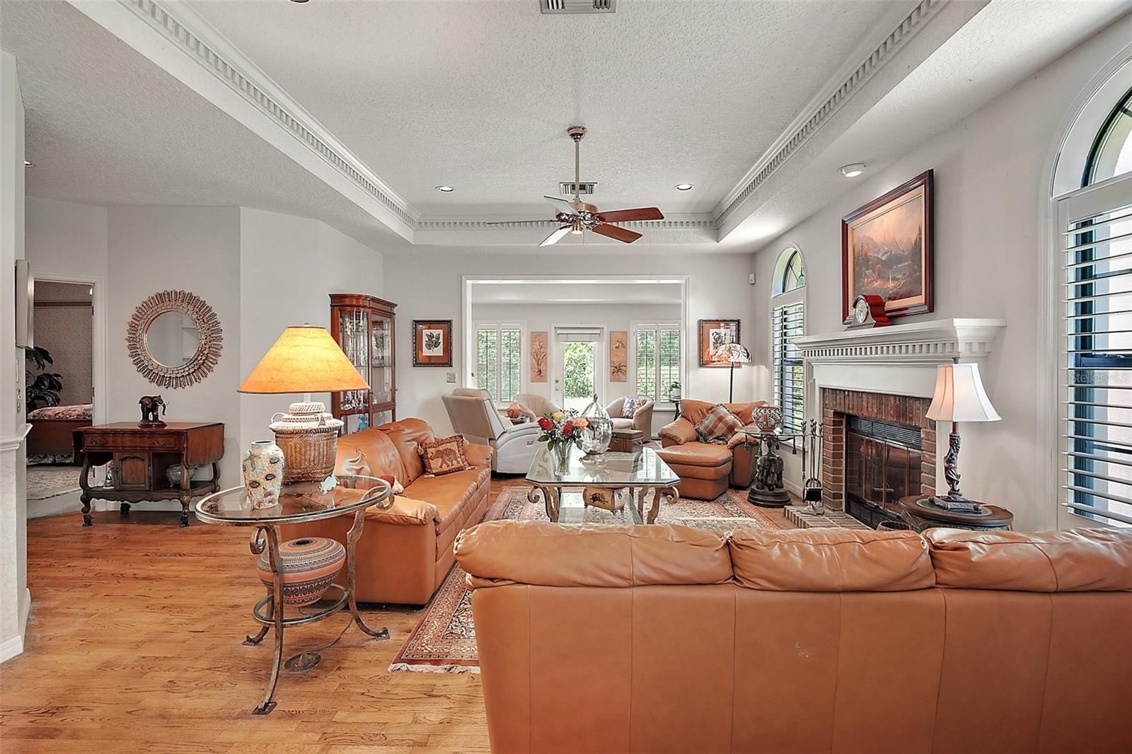 621 HIGH POINT DR, MOUNT DORA, FL, 32757