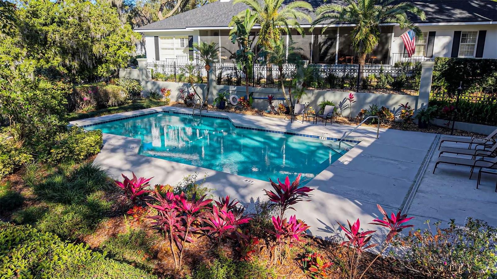 621 HIGH POINT DR, MOUNT DORA, FL, 32757