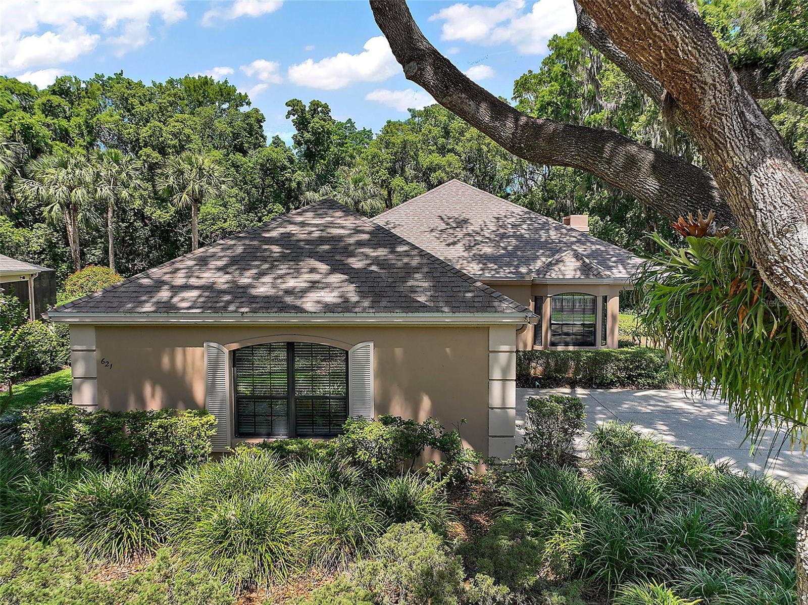 621 HIGH POINT DR, MOUNT DORA, FL, 32757