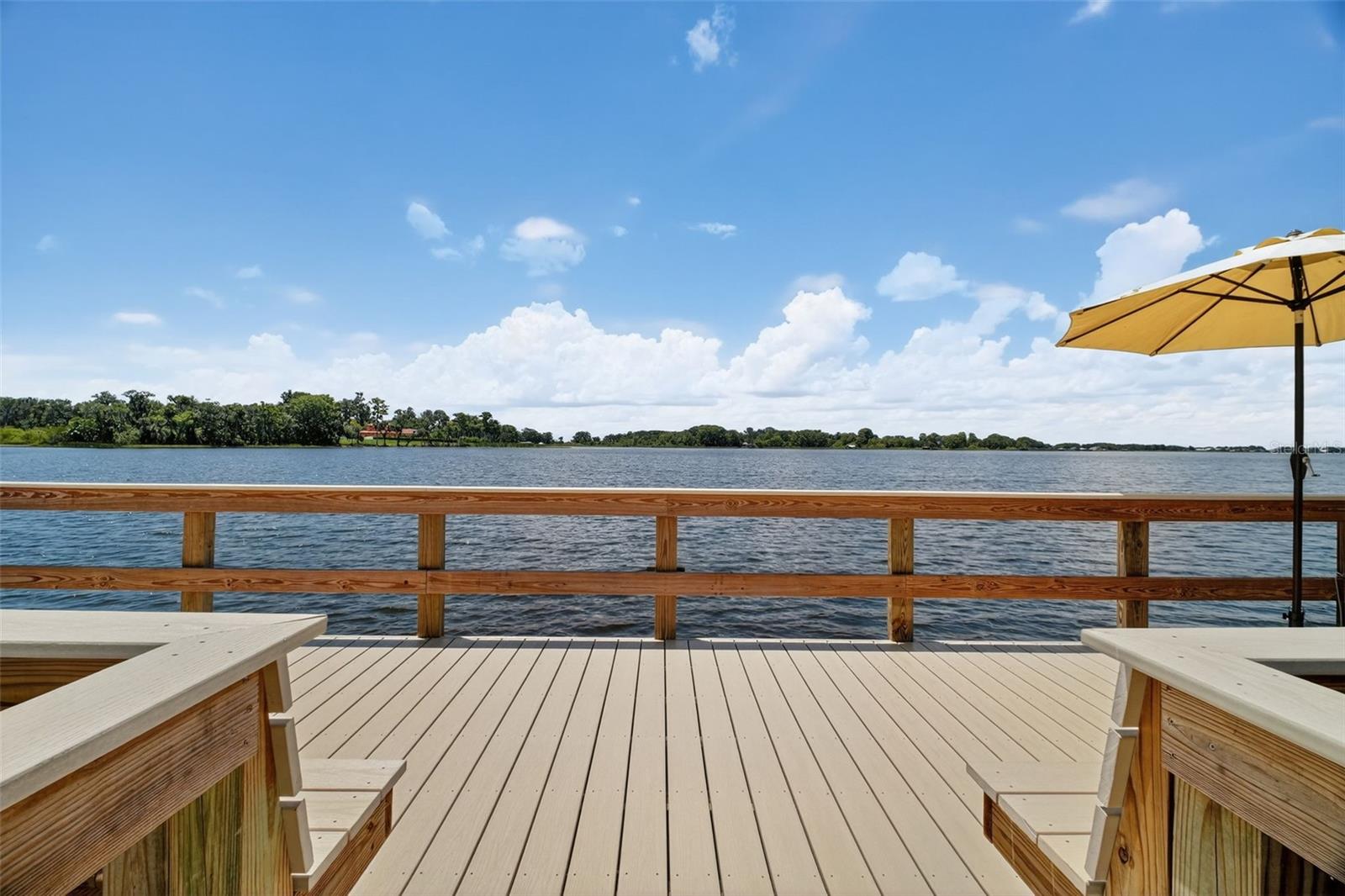 621 HIGH POINT DR, MOUNT DORA, FL, 32757