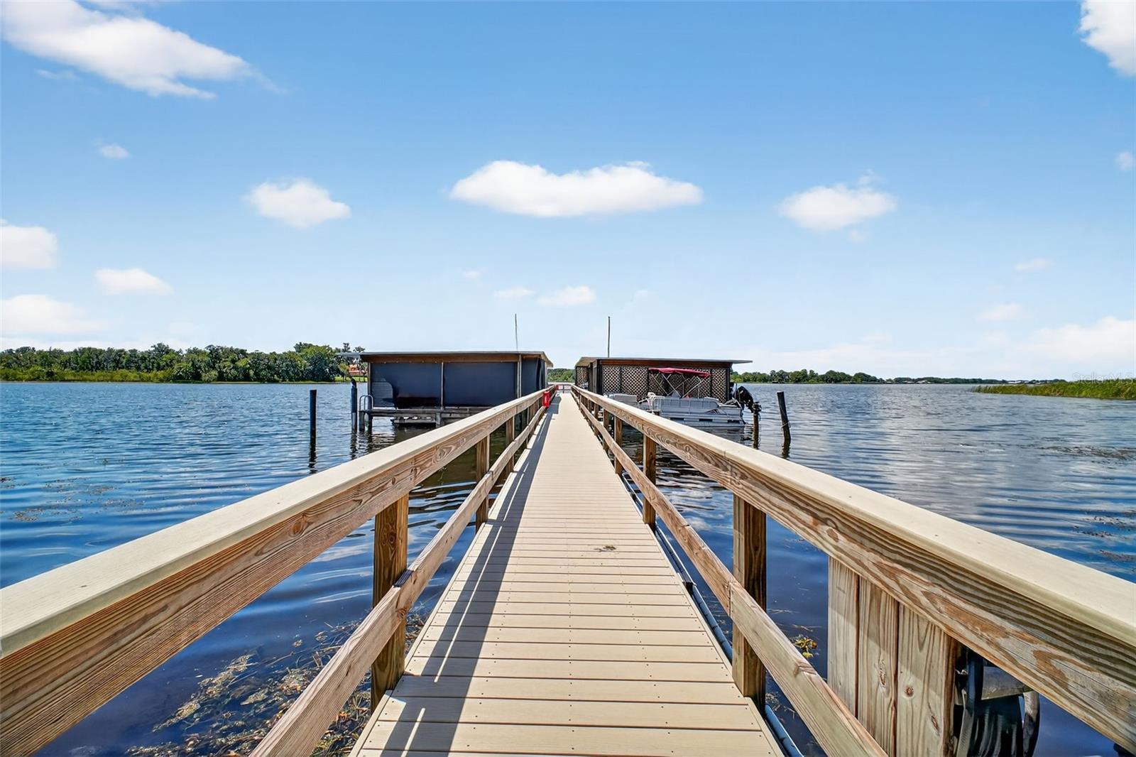 621 HIGH POINT DR, MOUNT DORA, FL, 32757