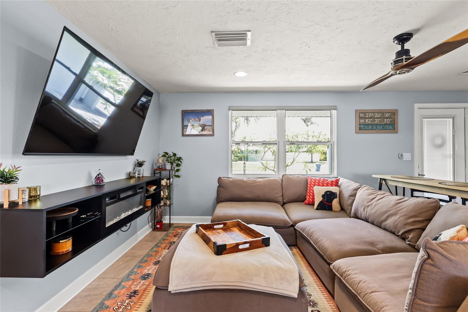 6841 ROXBURY DR, SARASOTA, FL, 34231