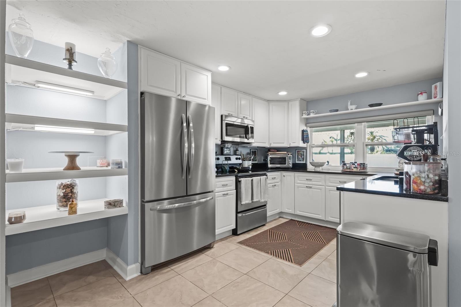 6841 ROXBURY DR, SARASOTA, FL, 34231