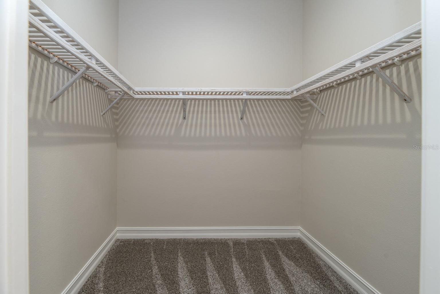 4056 SOUTHERN VALLEY LOOP, BROOKSVILLE, FL, 34601