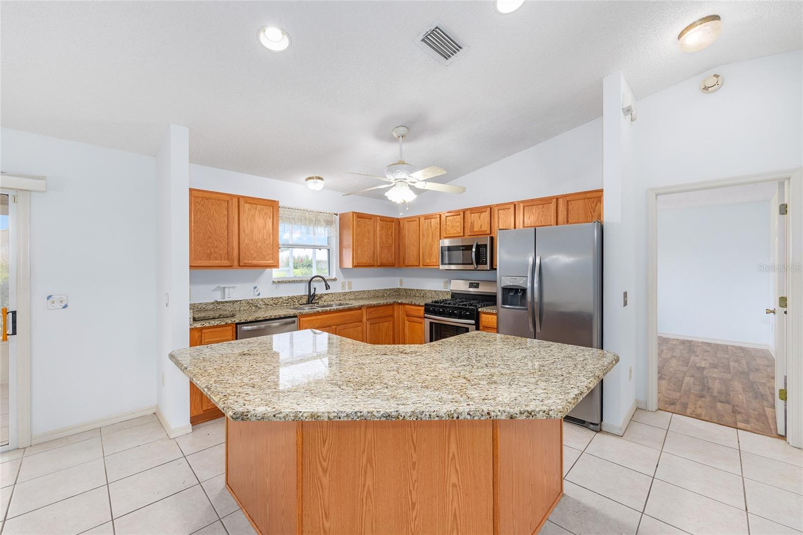 17068 SE 96TH CHAPELWOOD CIR, THE VILLAGES, FL, 32162