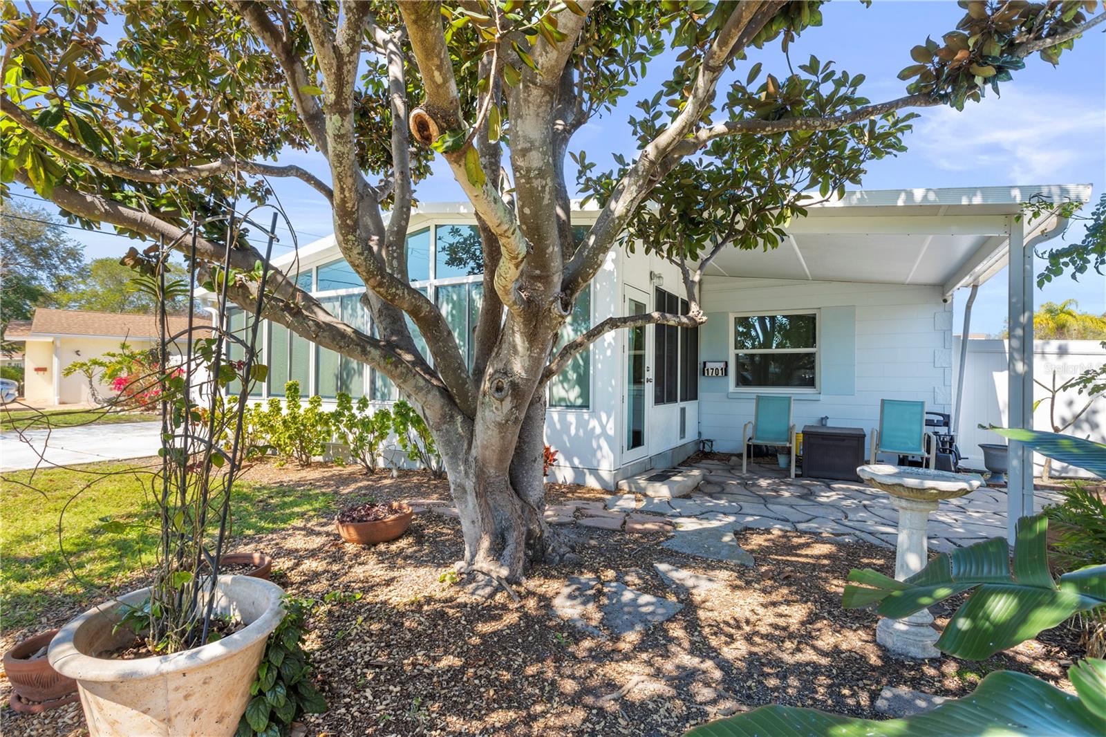 1701 66TH AVE N, ST PETERSBURG, FL, 33702