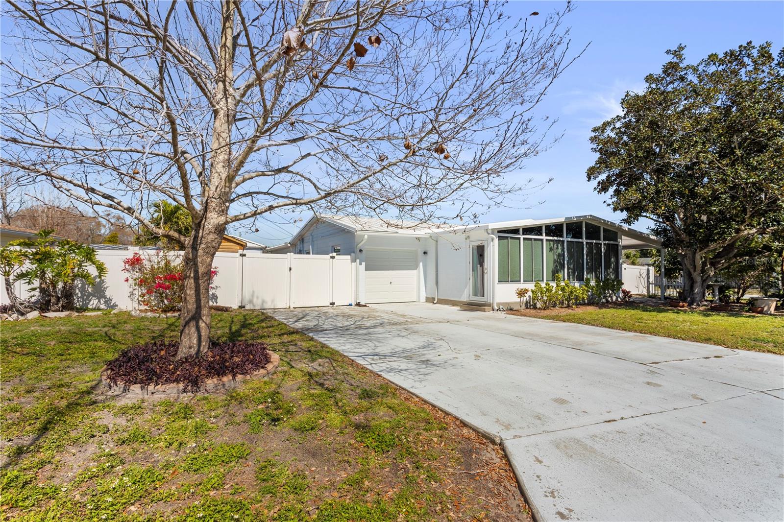 1701 66TH AVE N, ST PETERSBURG, FL, 33702