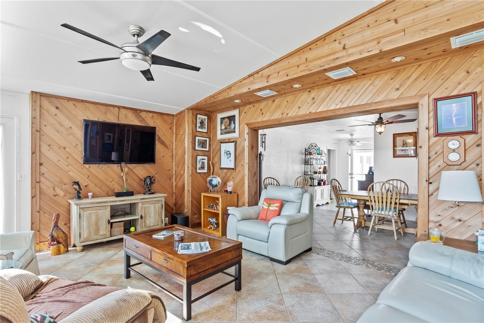 1701 66TH AVE N, ST PETERSBURG, FL, 33702