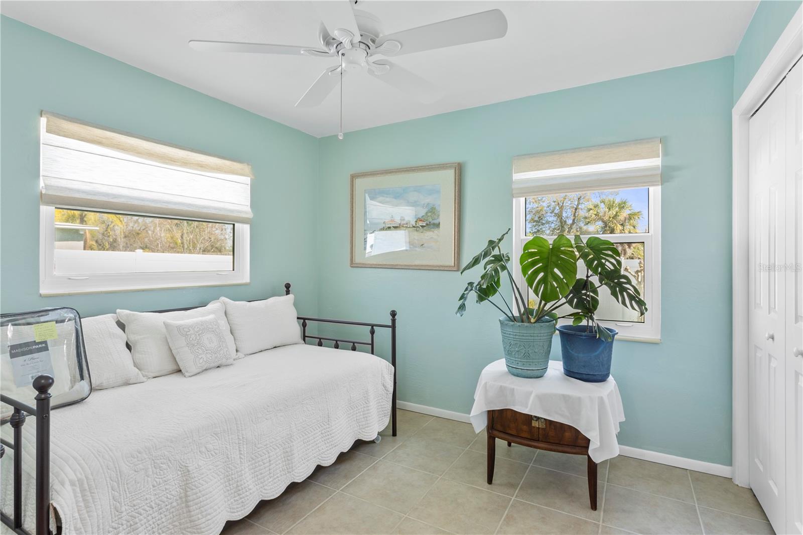 1701 66TH AVE N, ST PETERSBURG, FL, 33702