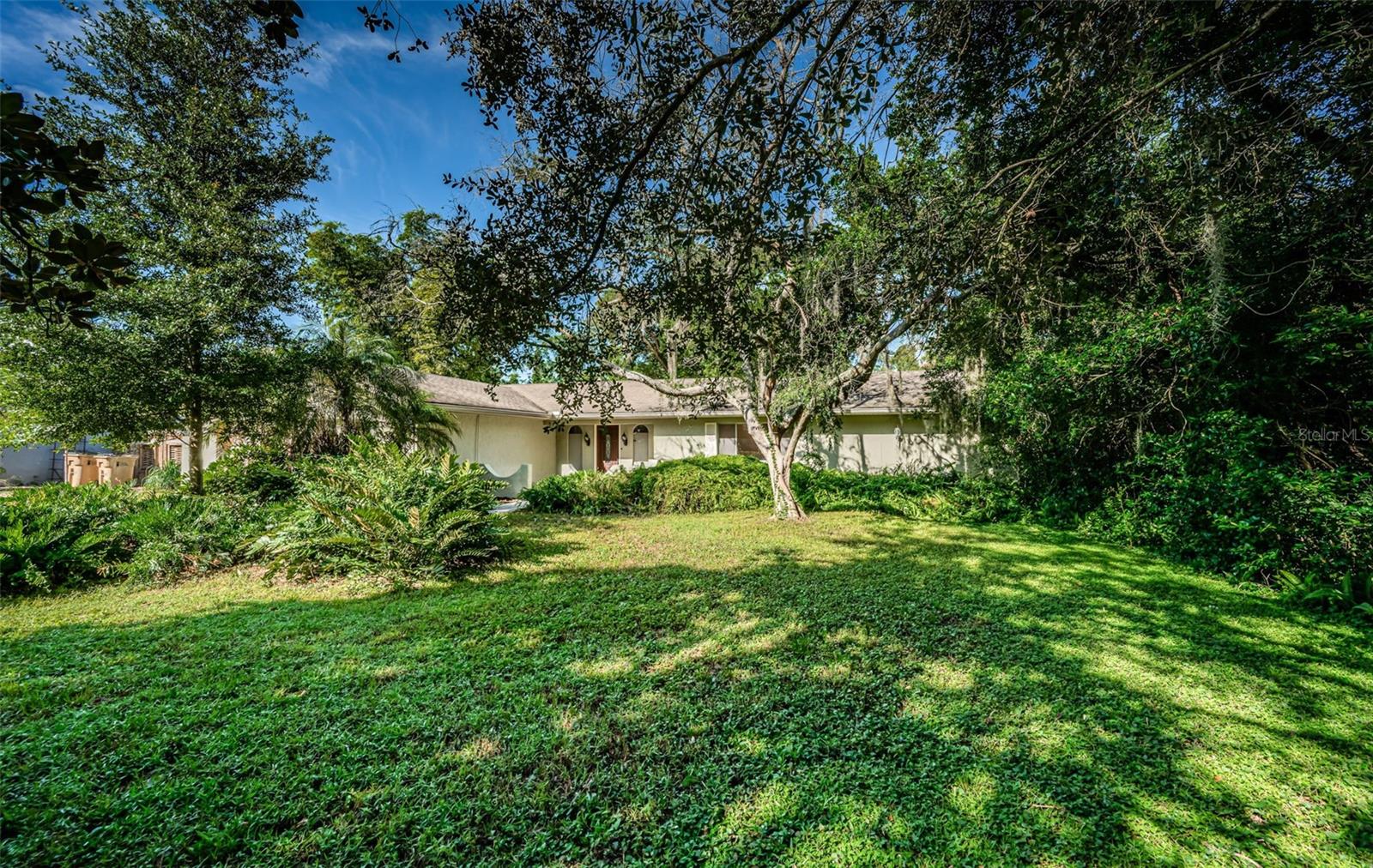 209 S GREENFIELD AVE, TEMPLE TERRACE, FL, 33617