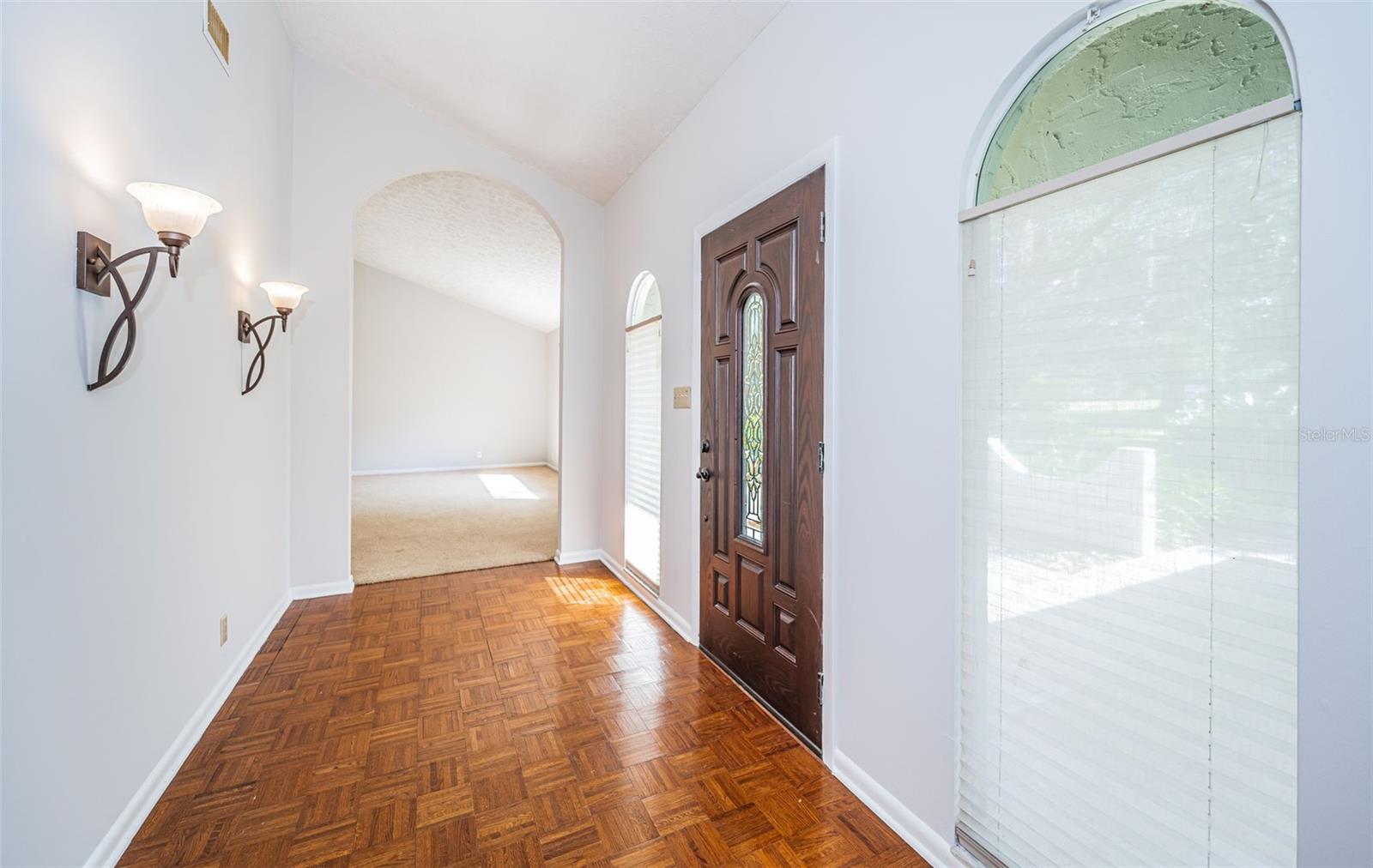 209 S GREENFIELD AVE, TEMPLE TERRACE, FL, 33617