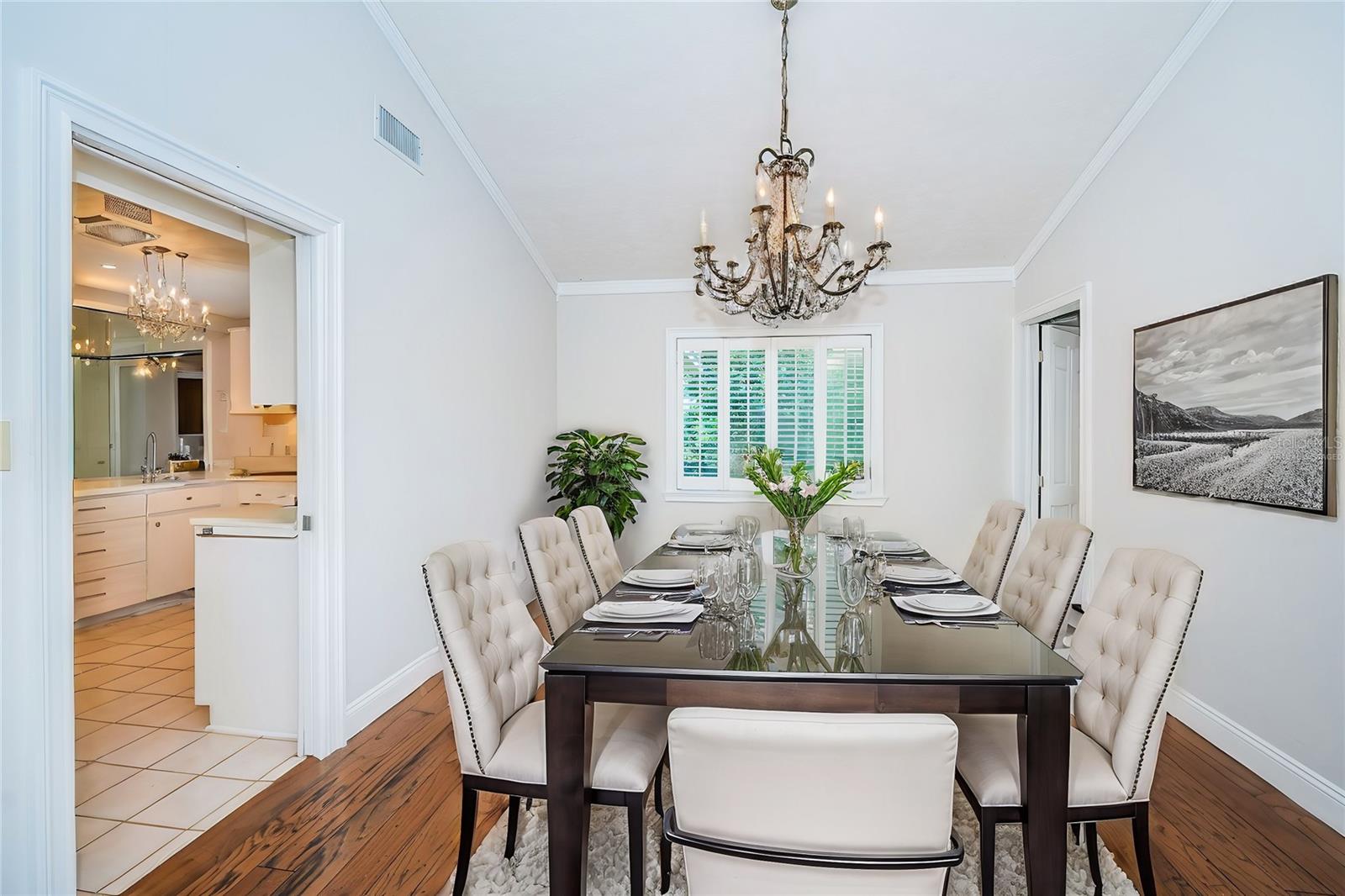 209 S GREENFIELD AVE, TEMPLE TERRACE, FL, 33617