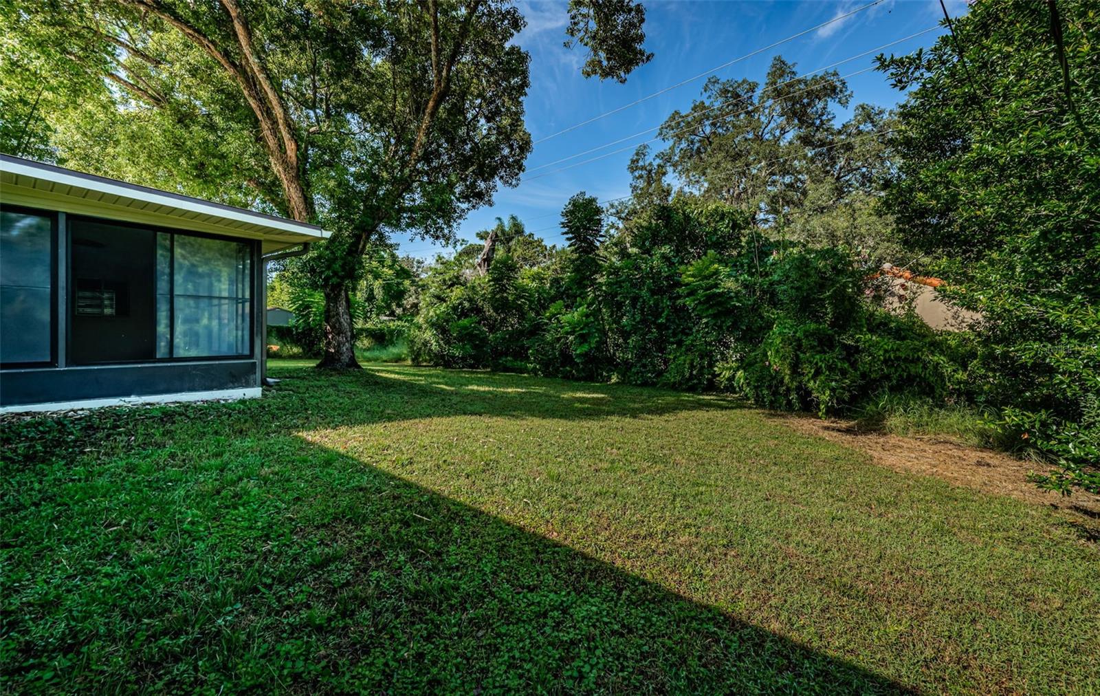 209 S GREENFIELD AVE, TEMPLE TERRACE, FL, 33617