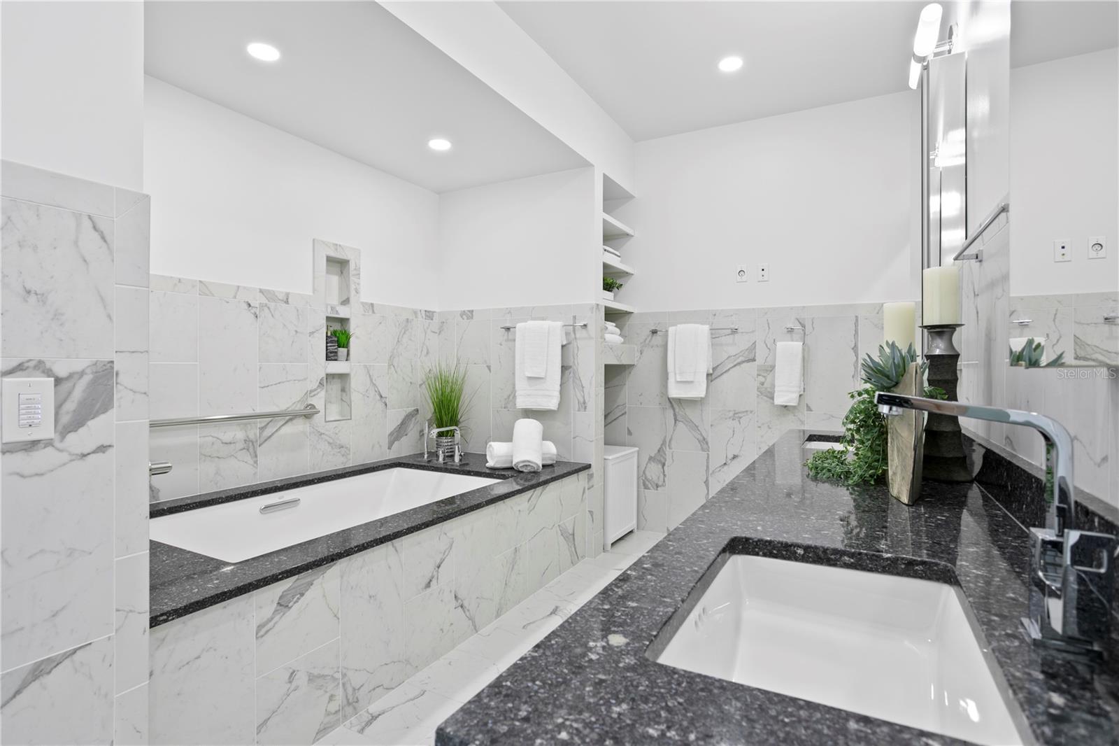 199 DALI BLVD #PH-2, ST PETERSBURG, FL, 33701