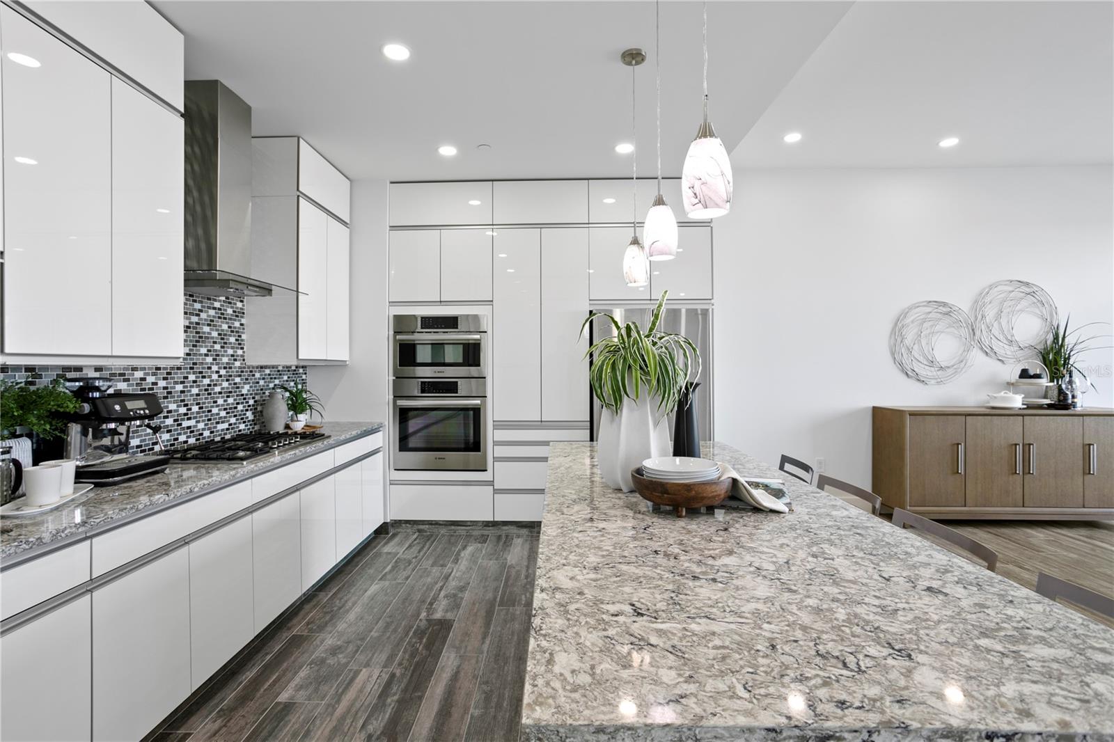 199 DALI BLVD #PH-2, ST PETERSBURG, FL, 33701