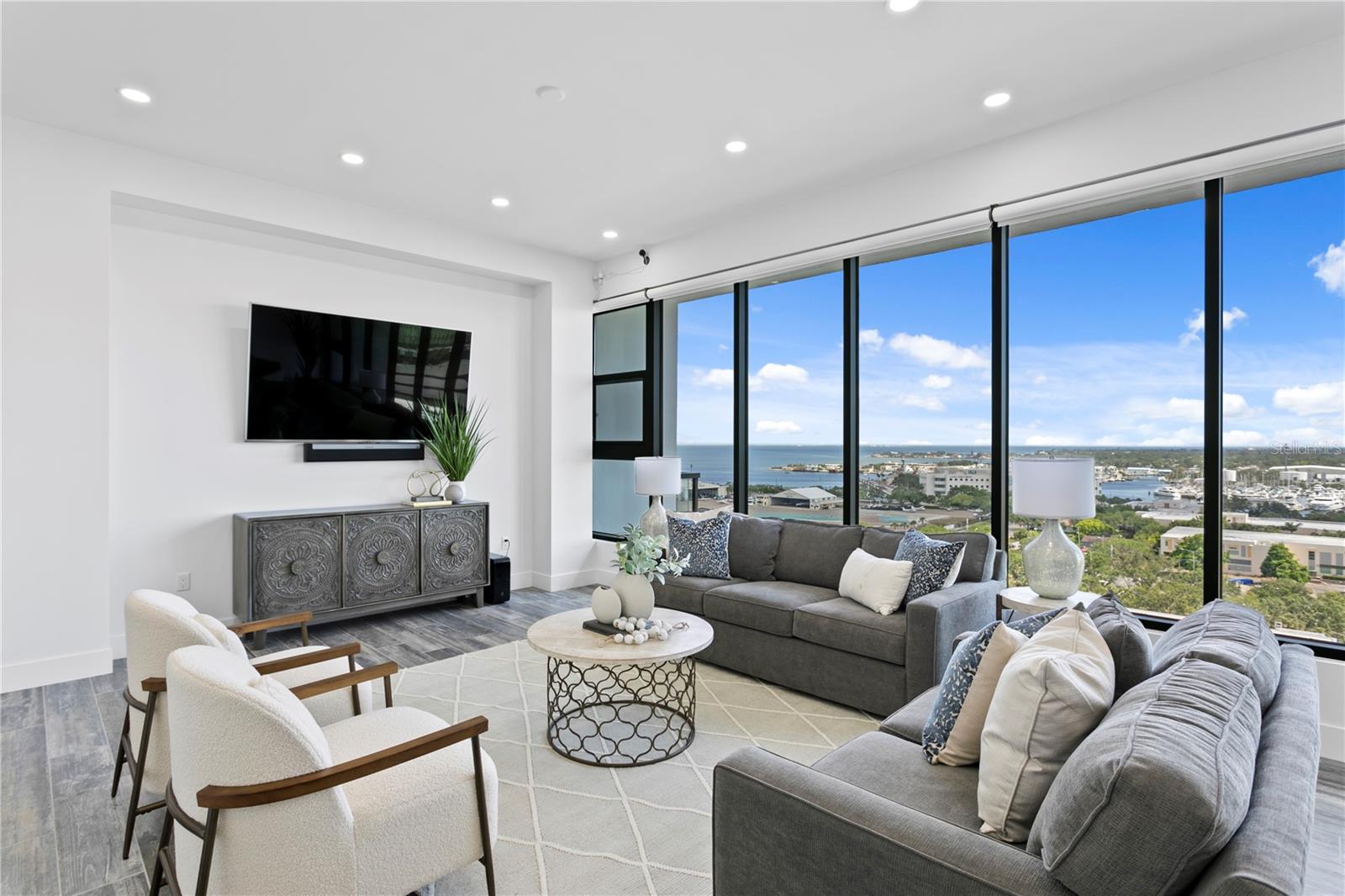 199 DALI BLVD #PH-2, ST PETERSBURG, FL, 33701