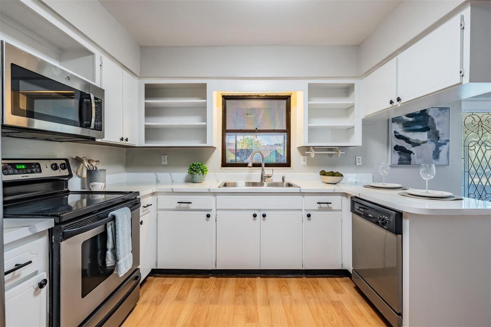 1708 JULIAN LANE DR, TAMPA, FL, 33619