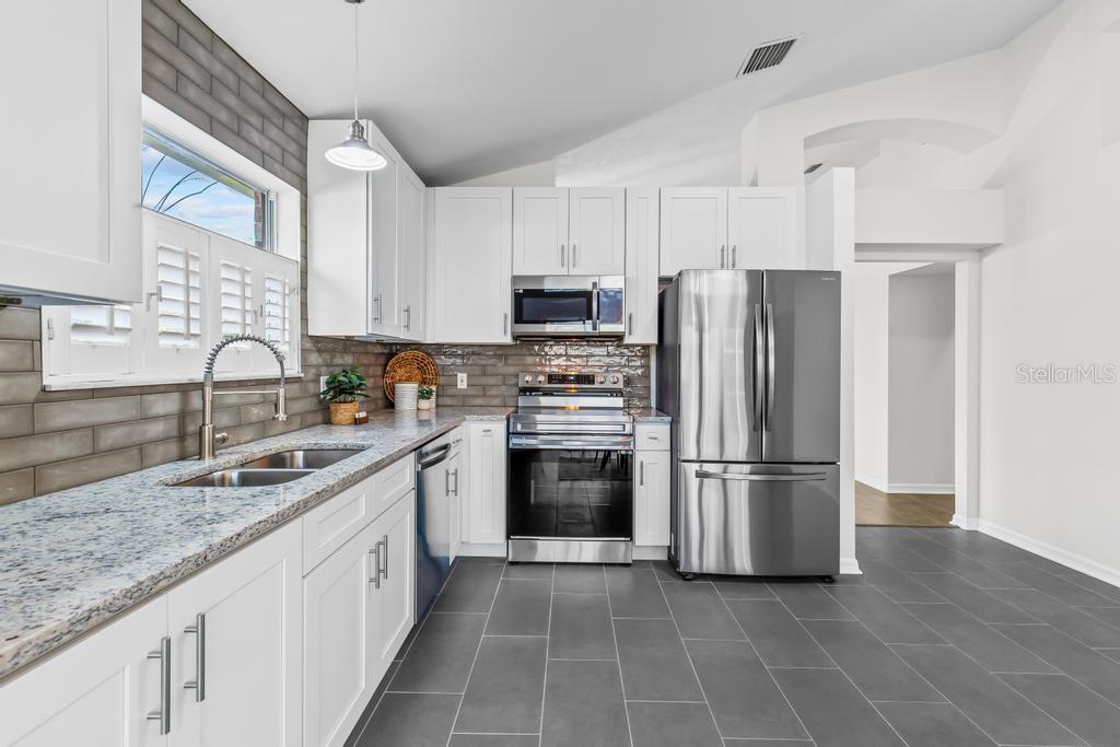 25 REFLECTIONS VILLAGE DR, ORMOND BEACH, FL, 32174