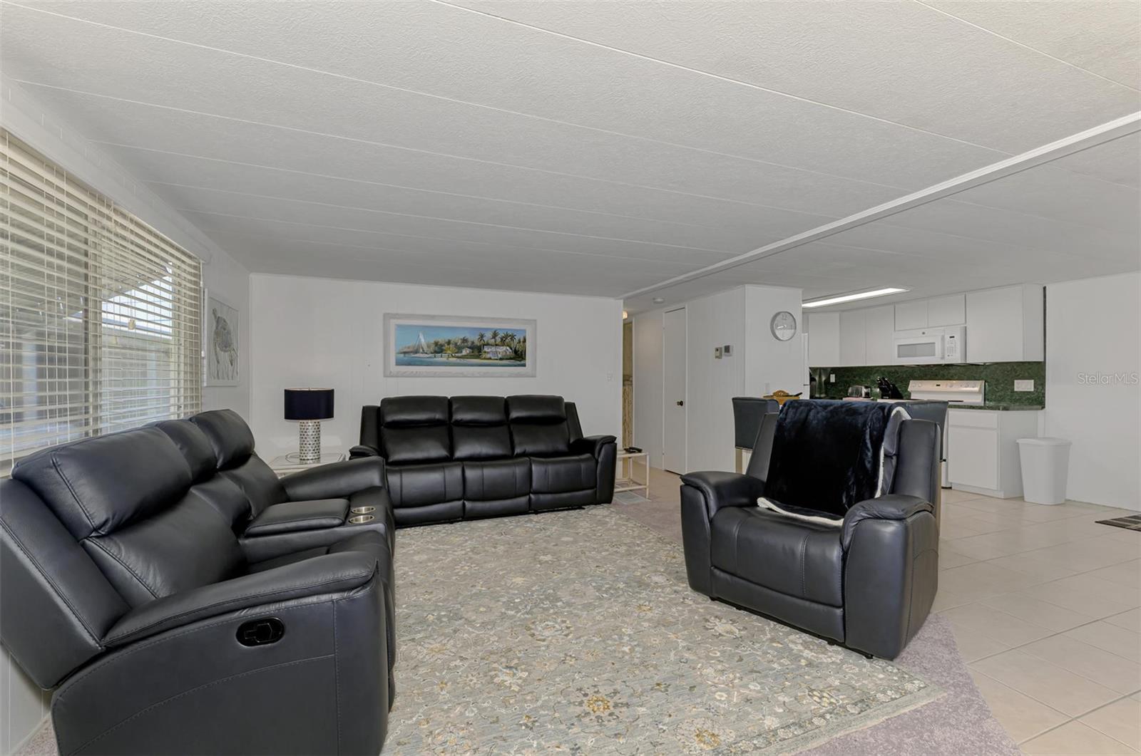 714 N WATERWAY DR, VENICE, FL, 34285