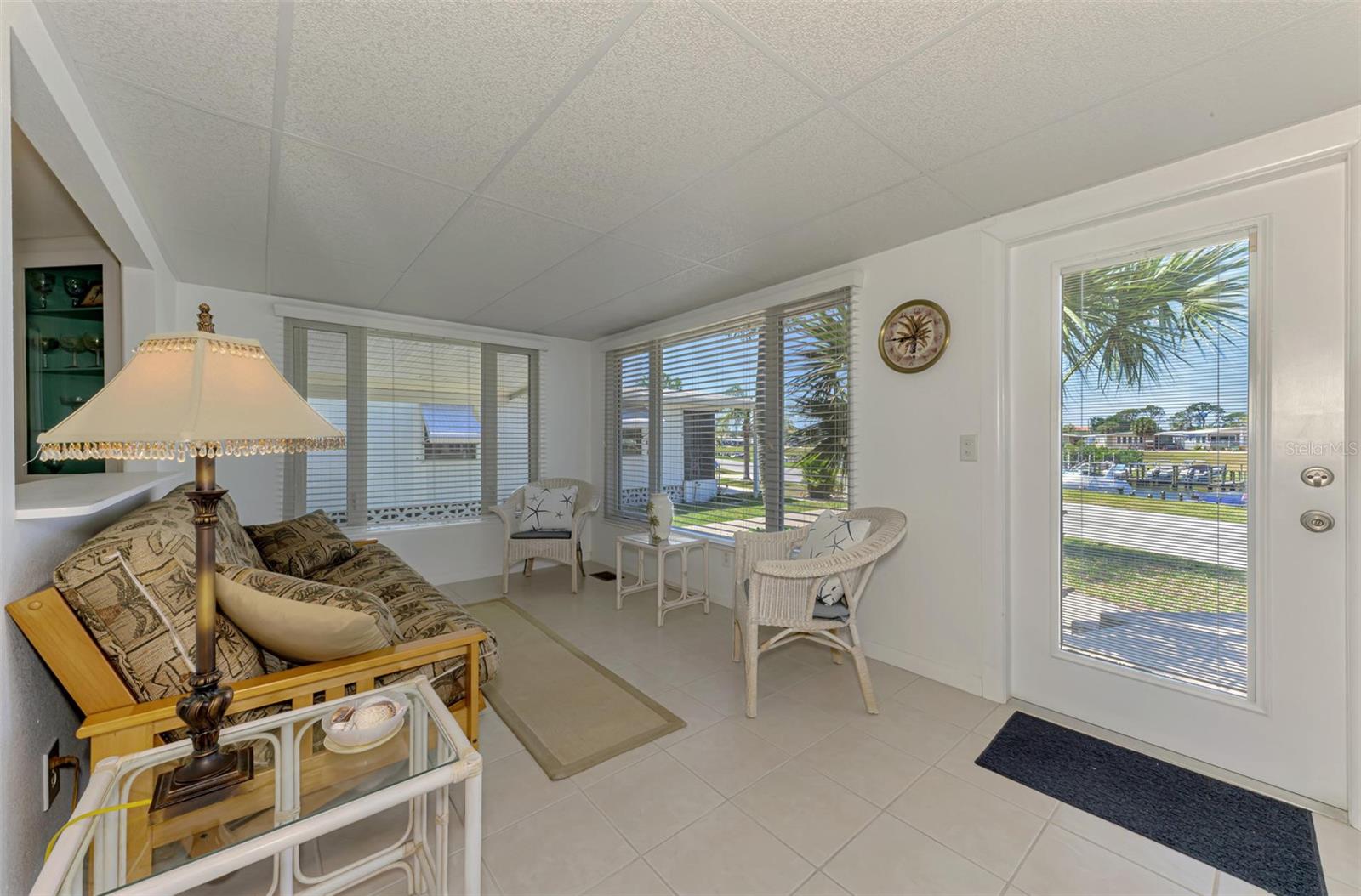 714 N WATERWAY DR, VENICE, FL, 34285