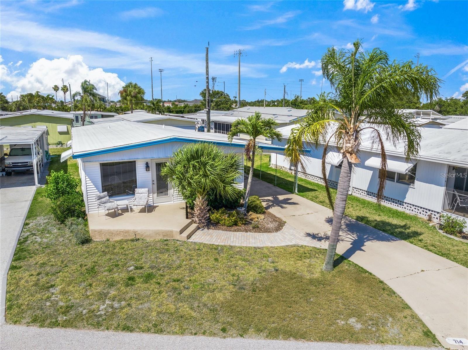714 N WATERWAY DR, VENICE, FL, 34285