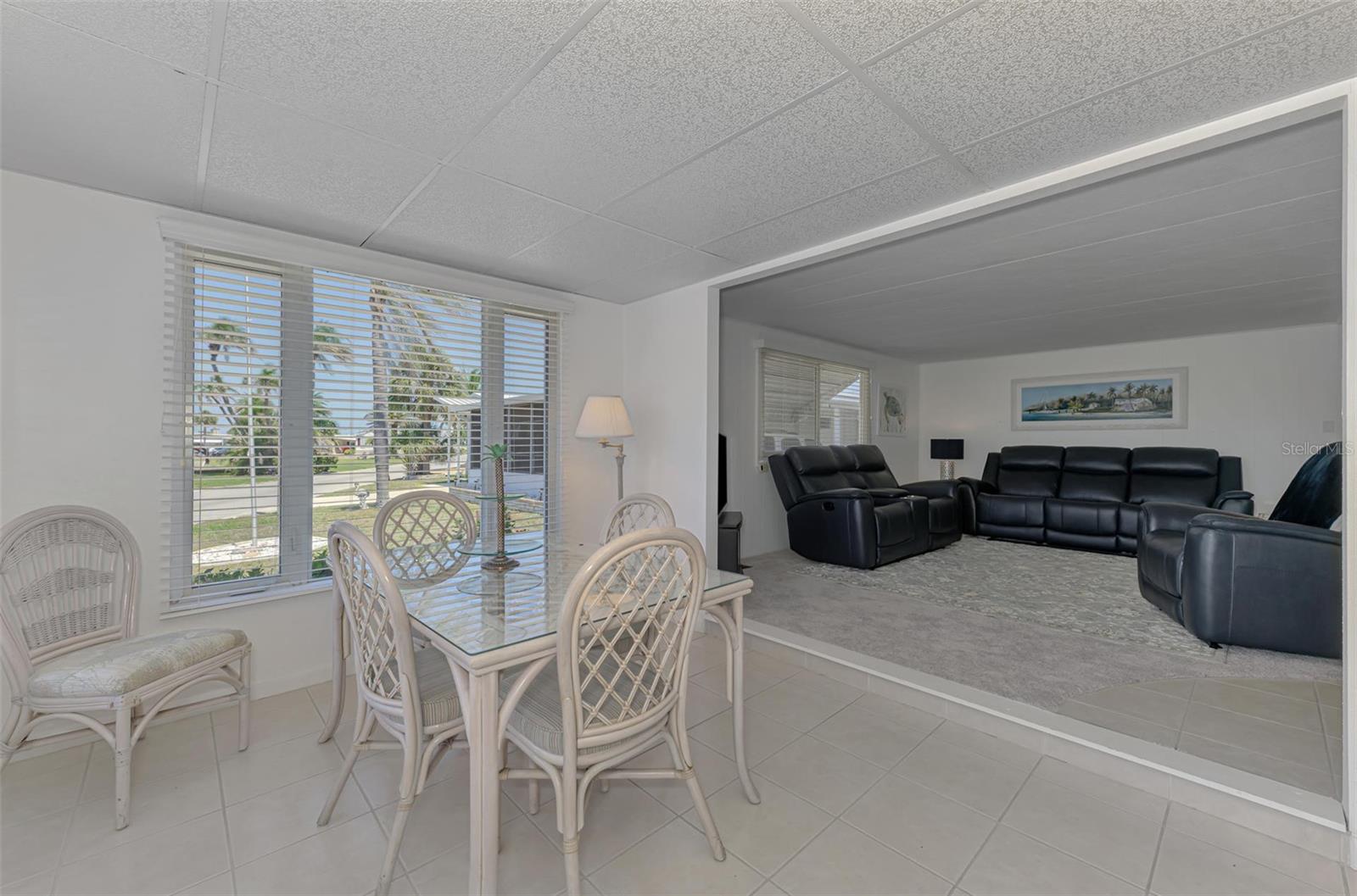 714 N WATERWAY DR, VENICE, FL, 34285