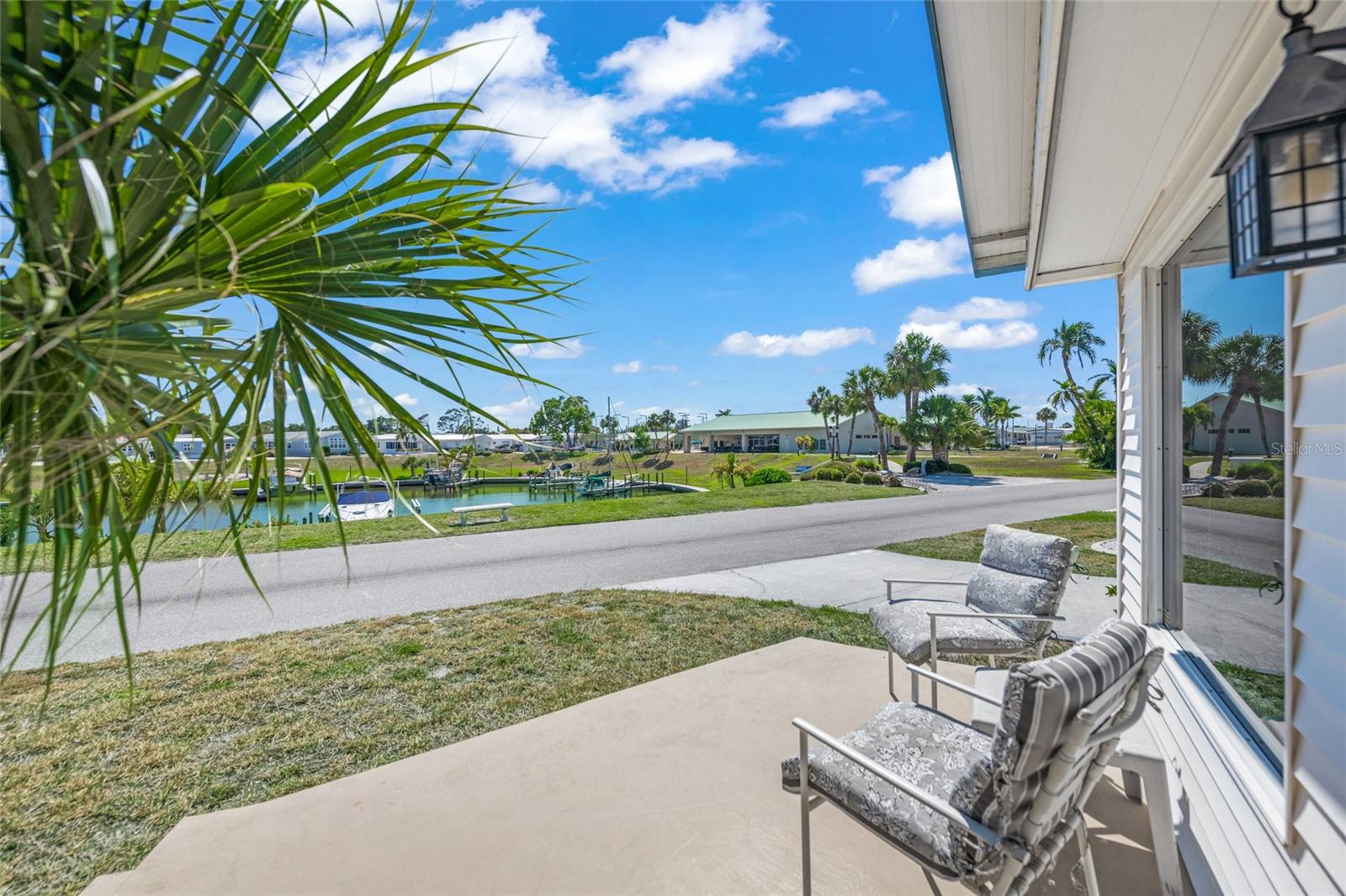 714 N WATERWAY DR, VENICE, FL, 34285