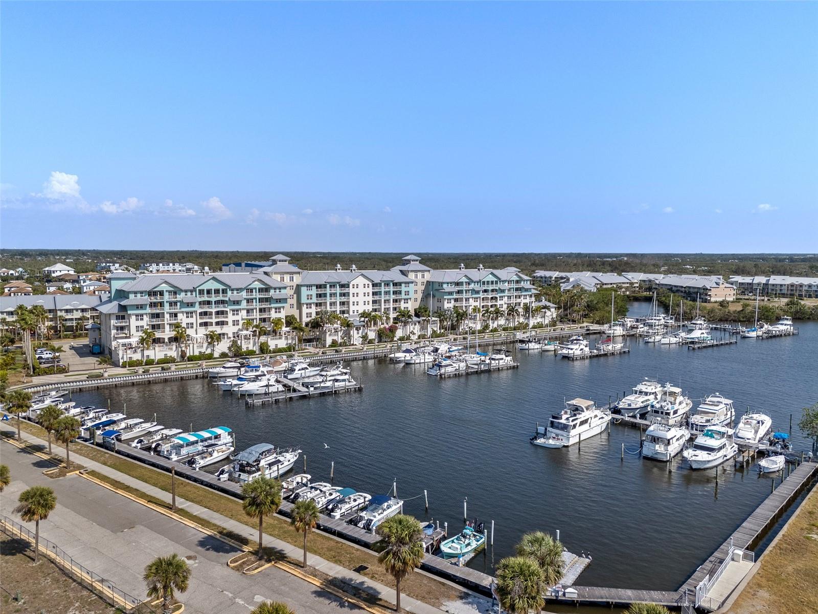 3125 CHRISTOPHERS WATCH LN, RUSKIN, FL, 33570