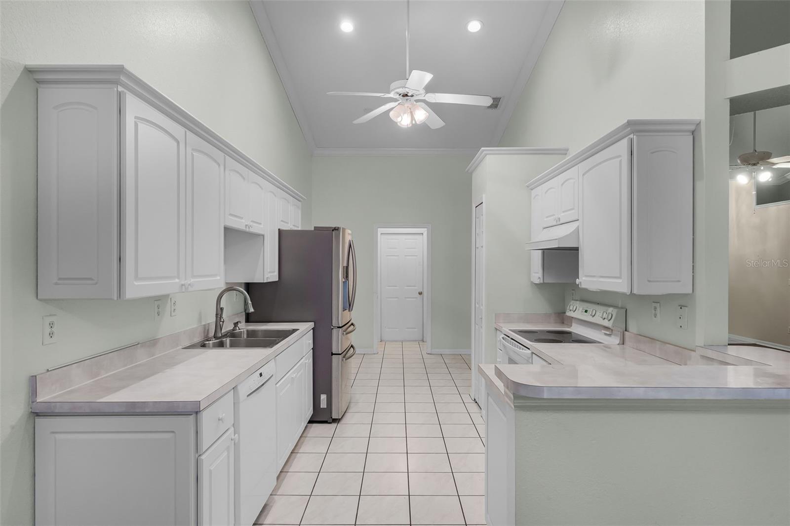 8527 FIRESTONE CIR, CLERMONT, FL, 34711