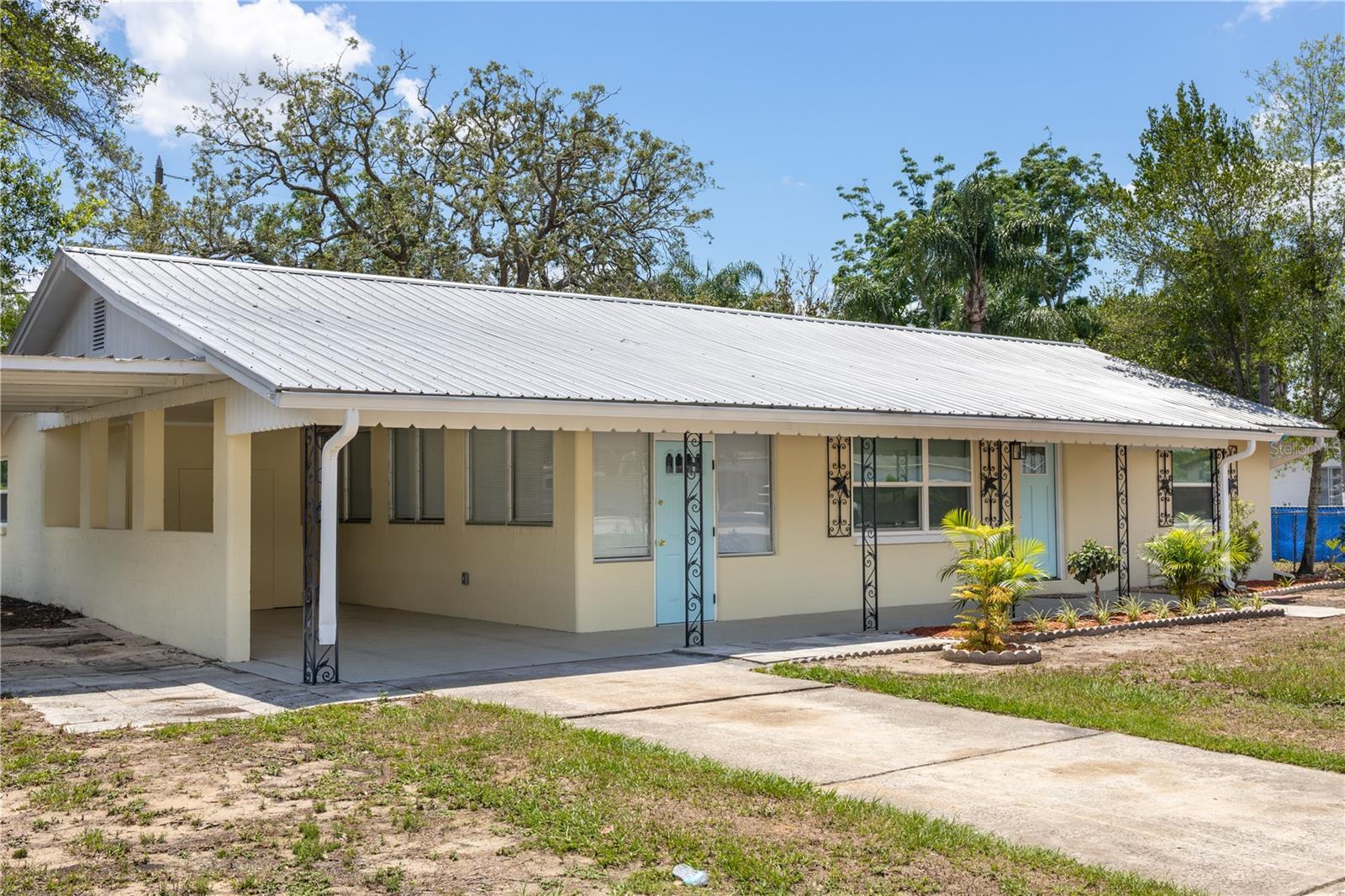 88 E CHARLOTTE AVE, EUSTIS, FL, 32726