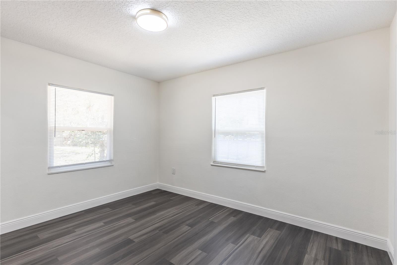 88 E CHARLOTTE AVE, EUSTIS, FL, 32726