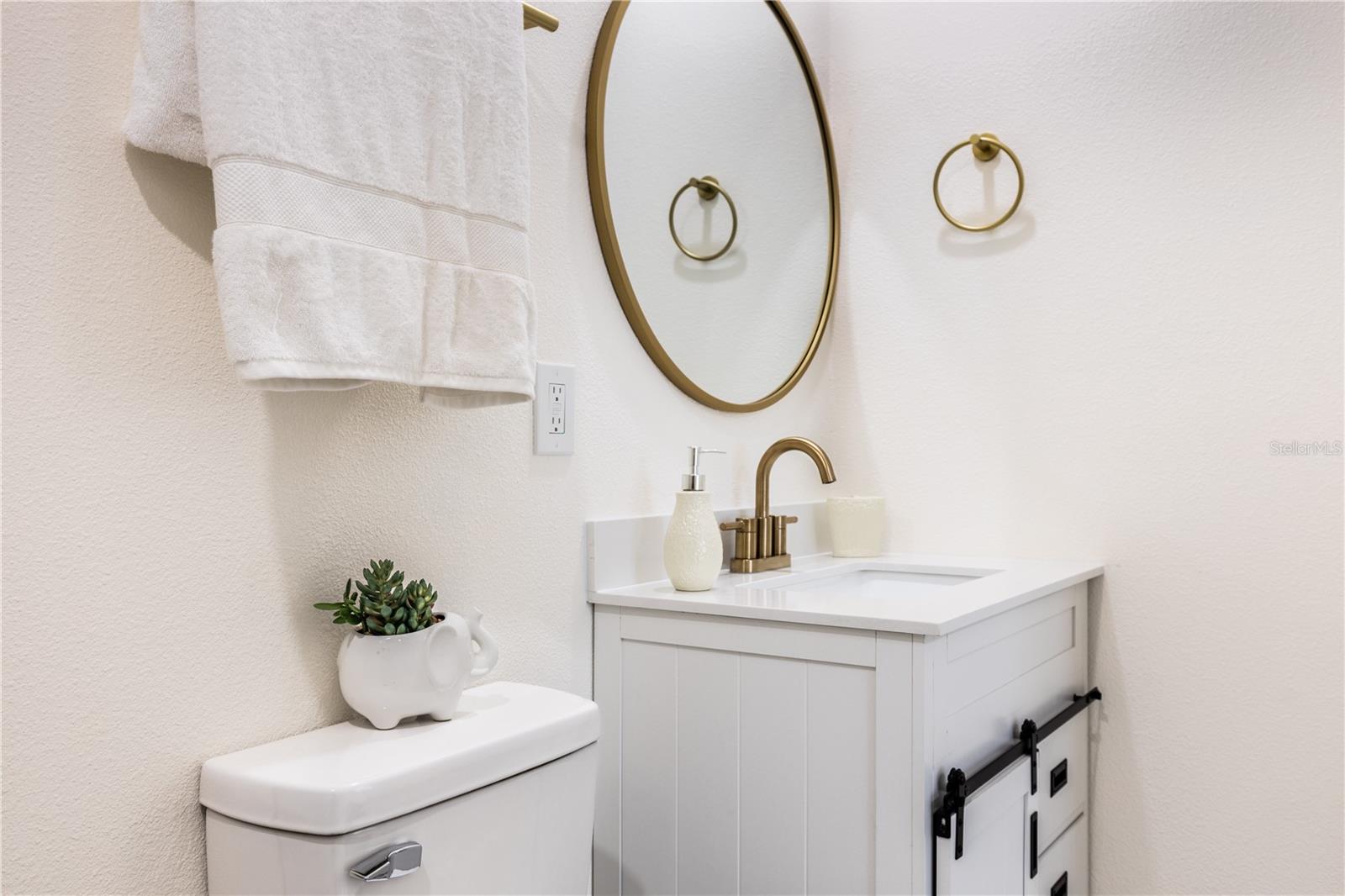 88 E CHARLOTTE AVE, EUSTIS, FL, 32726