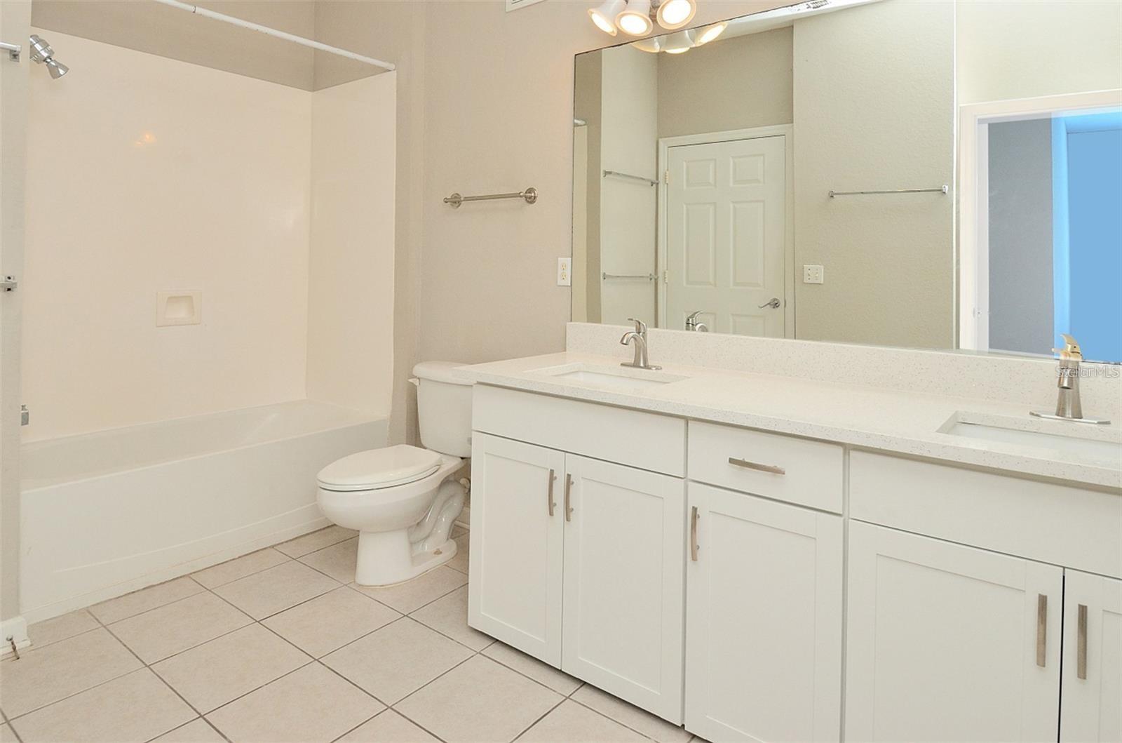 6451 OLD PARK LN #110, ORLANDO, FL, 32835