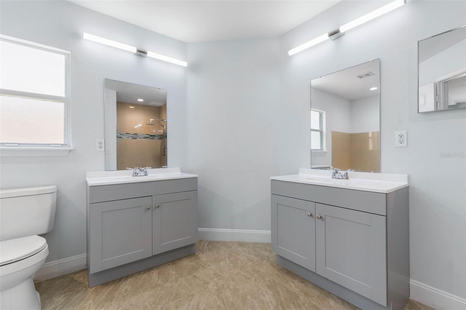 1 PRESIDENT LN, PALM COAST, FL, 32164