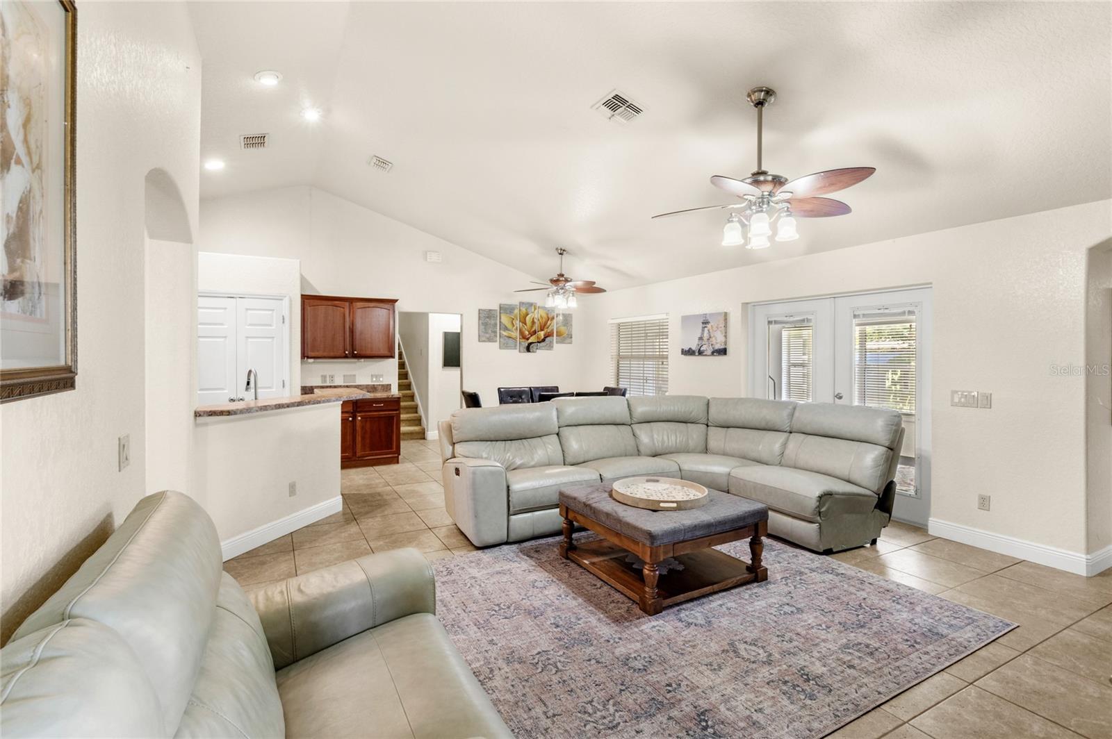 1880 LORRAINE WAY, ST CLOUD, FL, 34769